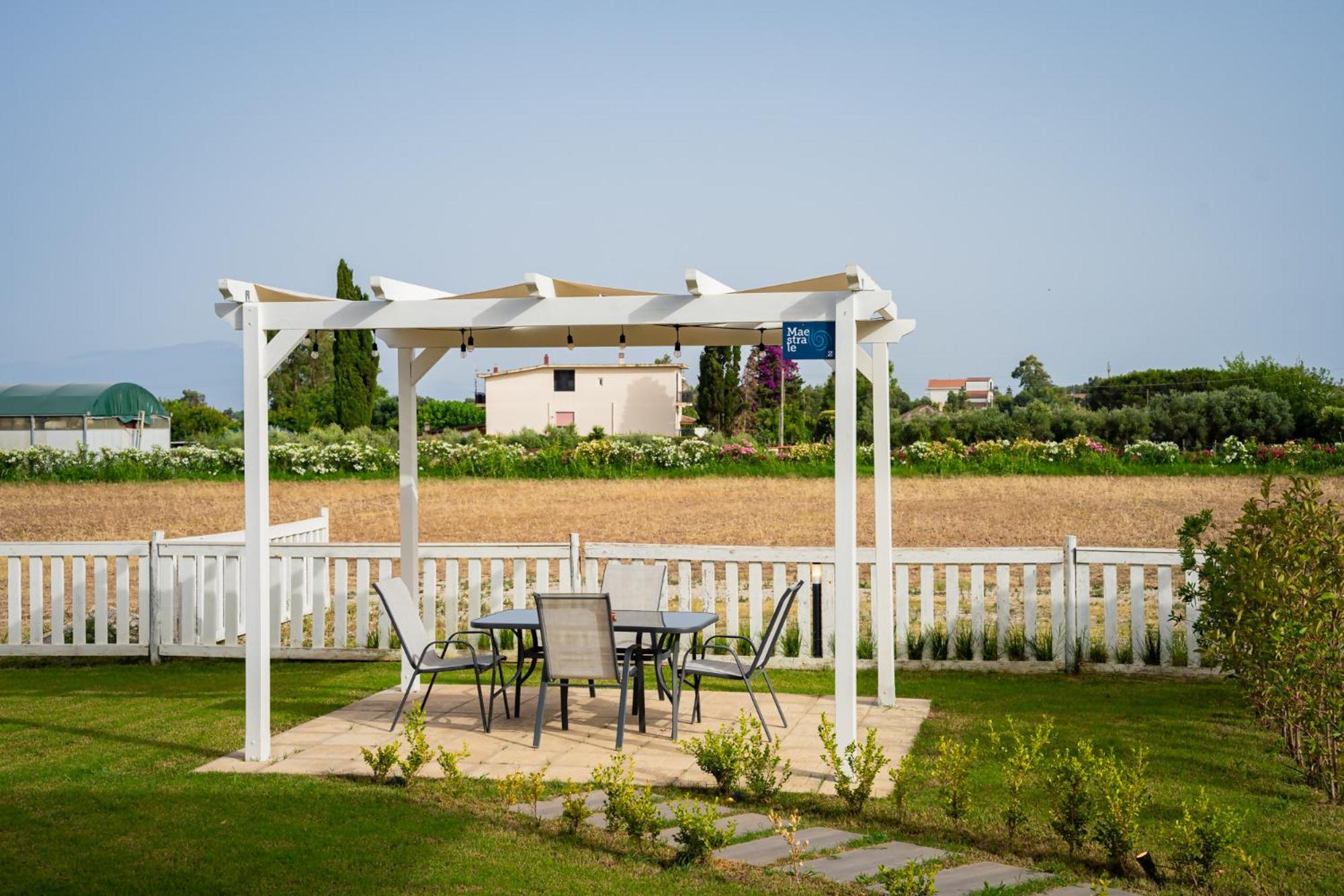ياتّيباليا Villa Zefiro Suites & Events المظهر الخارجي الصورة